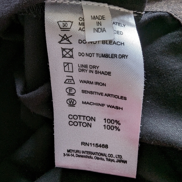 Moyuru black oversized top sz M - Picture 6 of 7